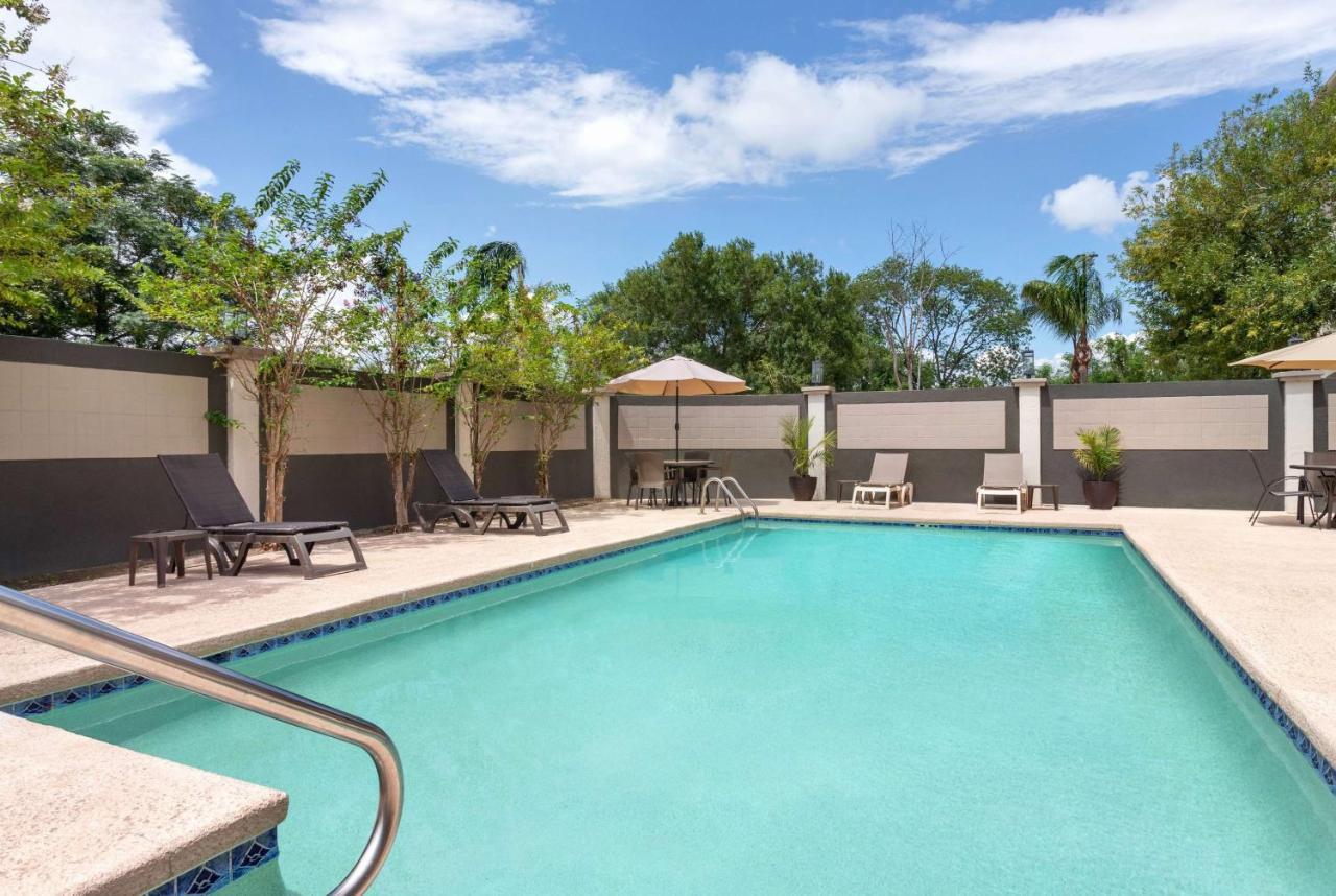 La Quinta By Wyndham Brownsville North Екстер'єр фото