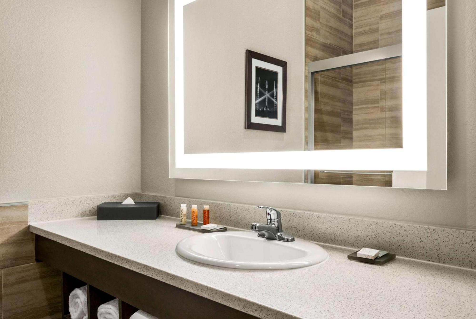 La Quinta By Wyndham Brownsville North Екстер'єр фото